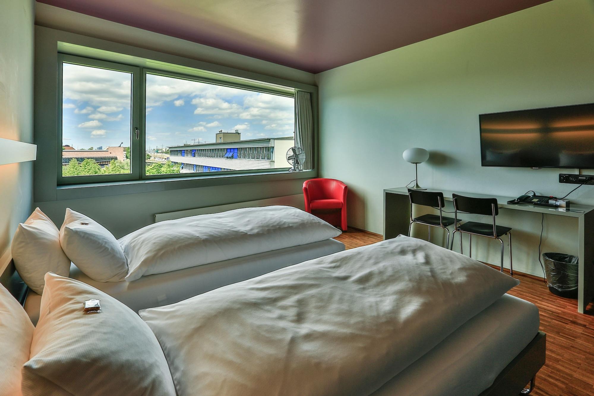 בזל Dasbreitehotel Am Rhein מראה חיצוני תמונה