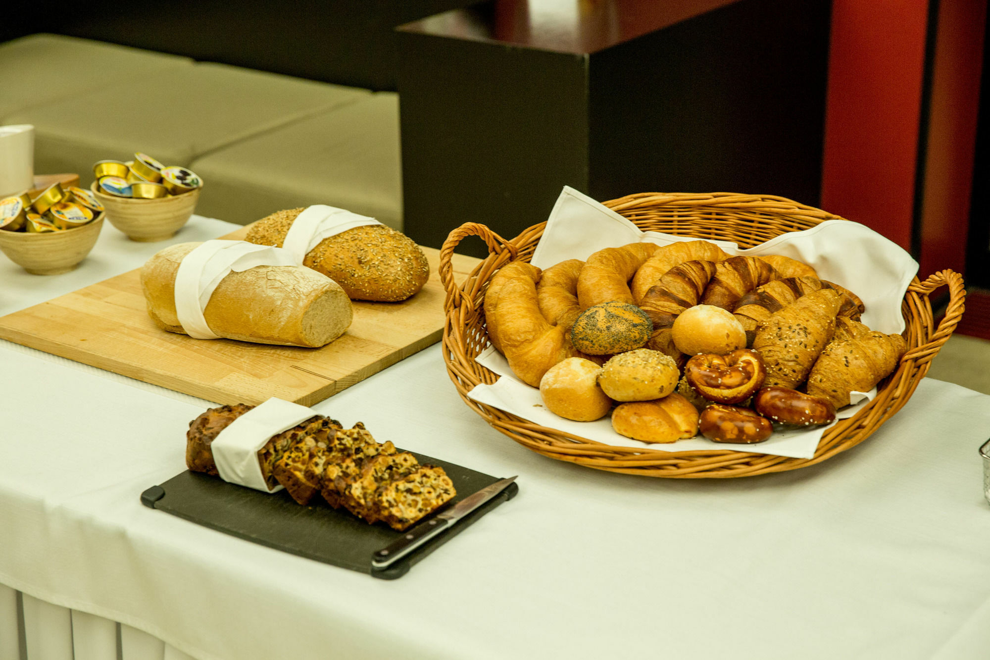 בזל Dasbreitehotel Am Rhein מראה חיצוני תמונה